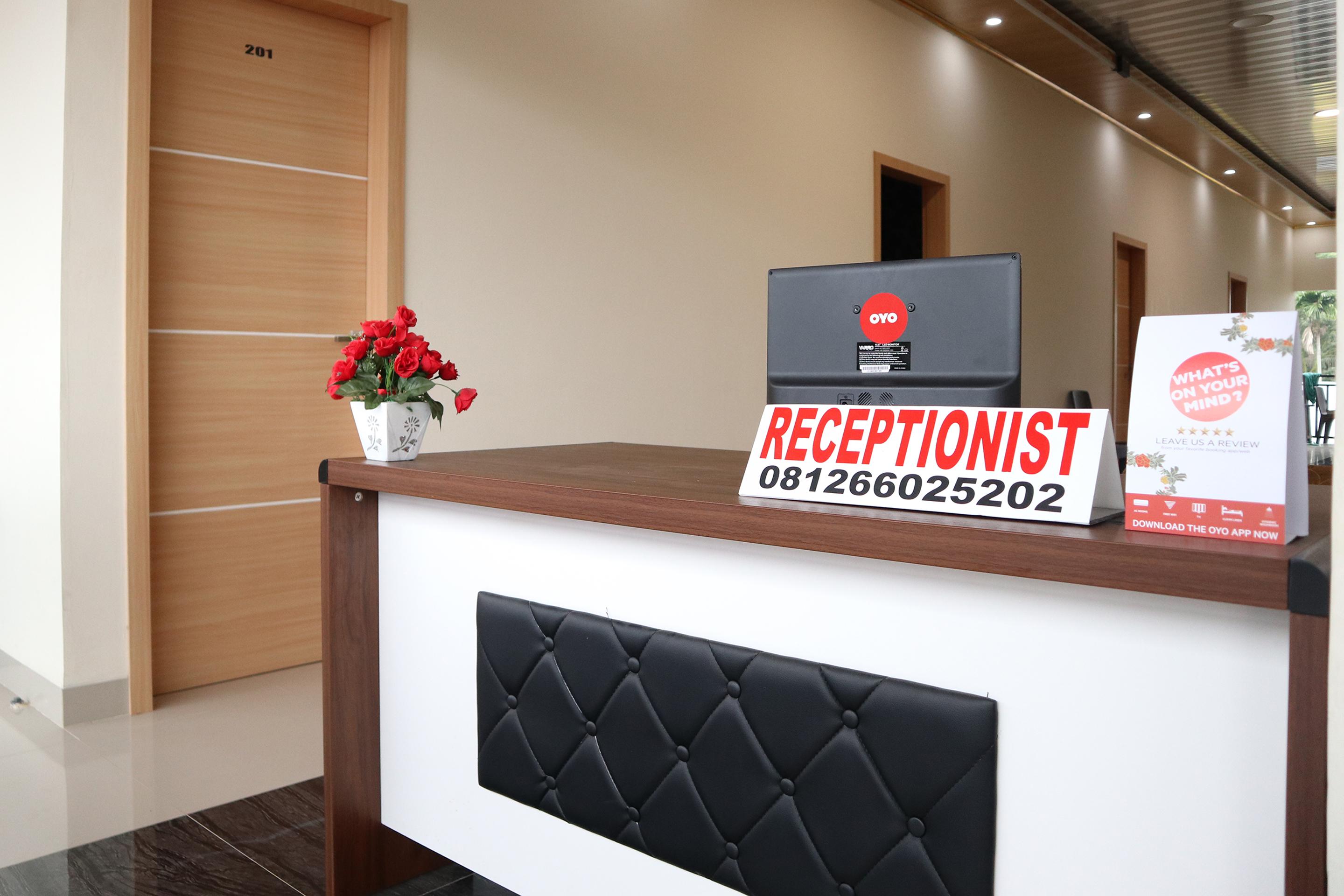 מלון פדאנג Reddoorz Syariah Near Minangkabau International Aiport מראה חיצוני תמונה
